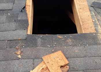 Slide of Argueta's Roofing Specialist