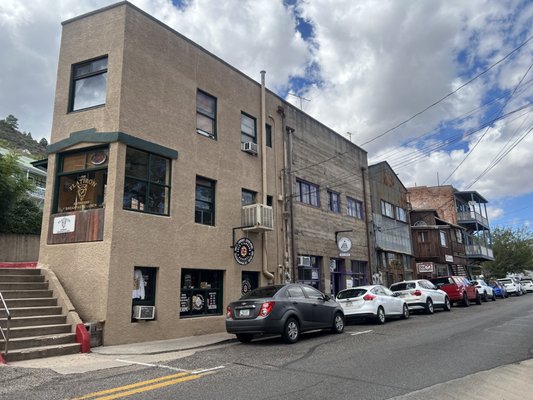 The Flatiron Café by null