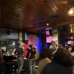Redwing Bar & Grill