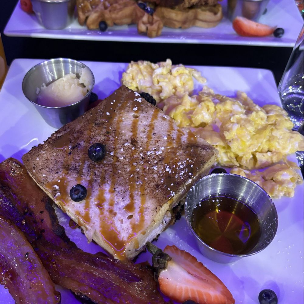 Kween Astoria - The food was amazing - Gay Bars Near Me - New York, New York Kween Astoria - The food was amazing - Gay Bars Near Me - New York, New York
