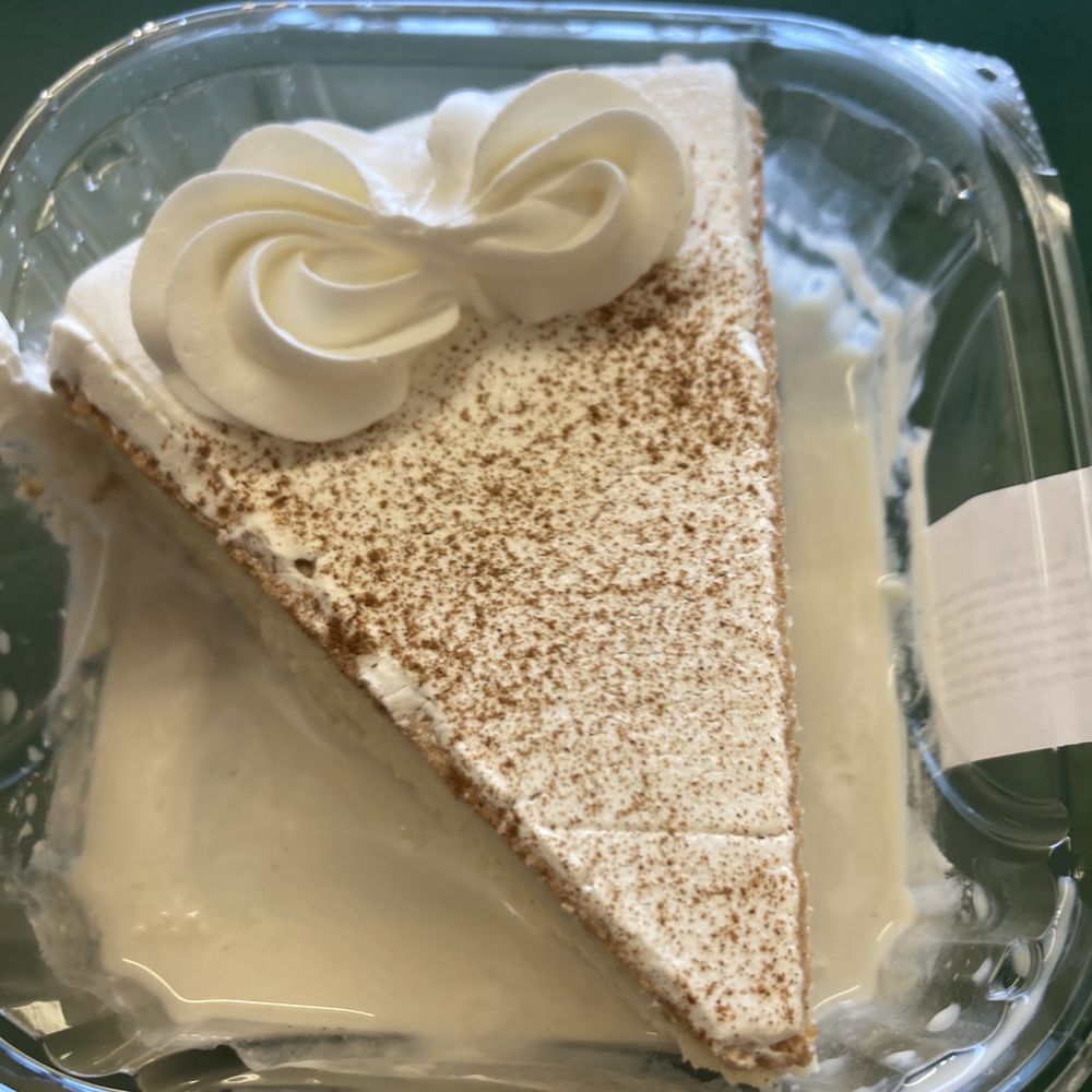 El Cometa - Tres leche cake - Mexican Near Me - El Paso, Texas El Cometa - Tres leche cake - Mexican Near Me - El Paso, Texas