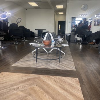 VIP Barber Lounge - Barbers Near Me - Aurora, Colorado