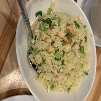 dan modern chinese - Chicken fried rice - Chinese Near Me - Long Beach, California