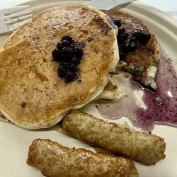 Wohlschlegel's Naples Maple Farm - Pancake breakfast