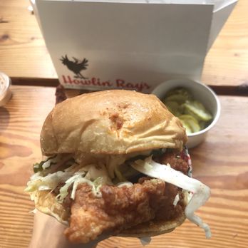 Howlin' Ray's - Mild chicken sandwich - Southern Near Me - Los Angeles, California