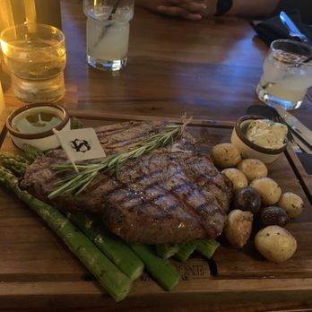 Blackstone Kitchen - Porterhouse Steak w baby potatoes and aspargus. - New American Near Me - Corona, California Blackstone Kitchen - Porterhouse Steak w baby potatoes and aspargus. - New American Near Me - Corona, California