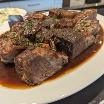 Rosemary & Rye - Braised short ribs - Caterers Near Me - Charleston, South Carolina Rosemary & Rye - Braised short ribs - Caterers Near Me - Charleston, South Carolina