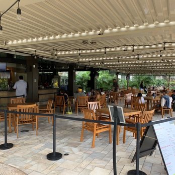 Auntie's Kitchen - Outdoor seating - Hawaiian Near Me - Lahaina, Hawaii