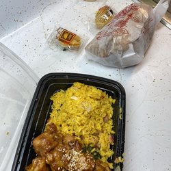 Food King Chinese Restaurant - Sesame chicken combo