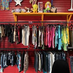 Ladies' tops