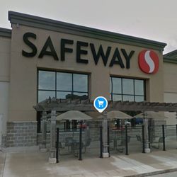 Safeway - Store front