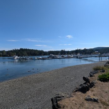 Snug Harbor Marina Resort - Marina - Resorts Near Me - Friday Harbor, Washington Snug Harbor Marina Resort - Marina - Resorts Near Me - Friday Harbor, Washington