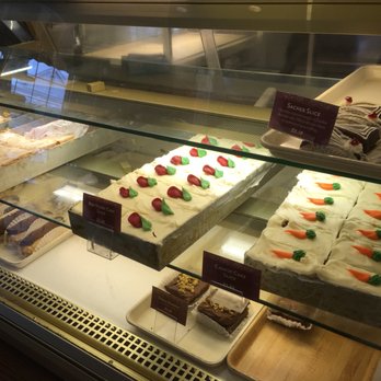 Deerfields Bakery - Bakeries Near Me - Deerfield, Illinois