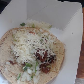 Flaco's Tacos - Stay Away!!! This is their idea of chorizo tacos - Mexican Near Me - Chicago, Illinois