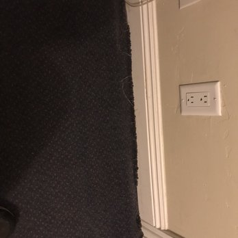 Sonora Inn - Where the carpet meets the floor mounding, carpet is coming undone. - Hotels Near Me - Sonora, California Sonora Inn - Where the carpet meets the floor mounding, carpet is coming undone. - Hotels Near Me - Sonora, California