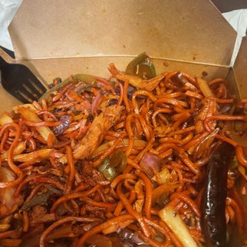 The Hakka Club - Extra spicy chicken Hakka noodle - Hakka Near Me - Mississauga, Ontario The Hakka Club - Extra spicy chicken Hakka noodle - Hakka Near Me - Mississauga, Ontario