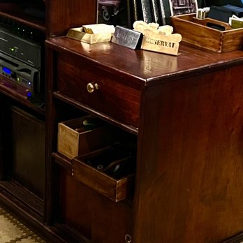 Bar Mut - Wine Bars Near Me - Barcelona, B