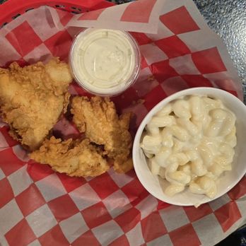 Laguna Reef - Kids meal chicken strip meal with a side of macaroni - Seafood Near Me - Corpus Christi, Texas