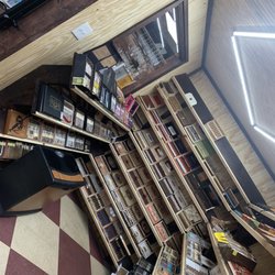 Tobacco Hut