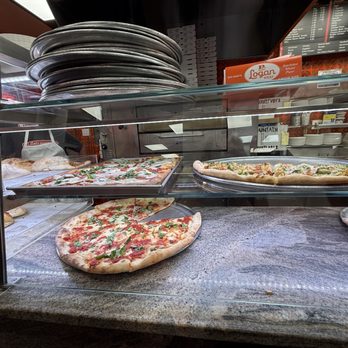 Sal's Pizzeria - Pizza Near Me - Mamaroneck, New York