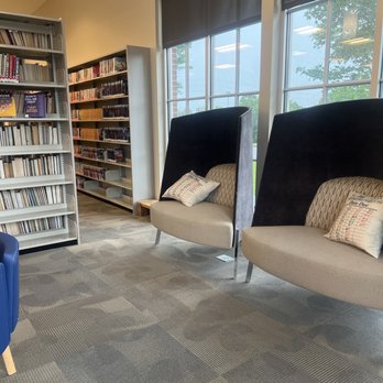 Fultondale Public Library - Cute seats - Libraries Near Me - Fultondale, Alabama