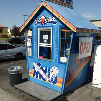 Sno Shack - the front of the store - Shaved Ice Near Me - Bakersfield, California Sno Shack - the front of the store - Shaved Ice Near Me - Bakersfield, California