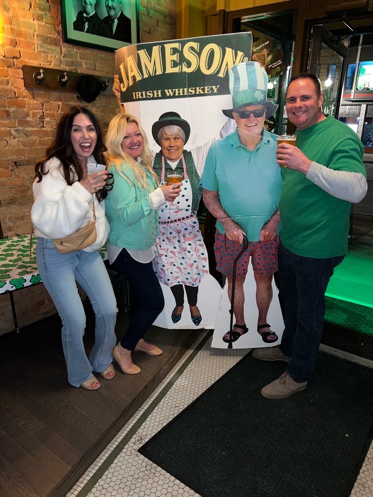 Kelly’s Irish Pub Logo