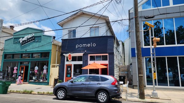 Pomelo | Thai Boutique Restaurant by null