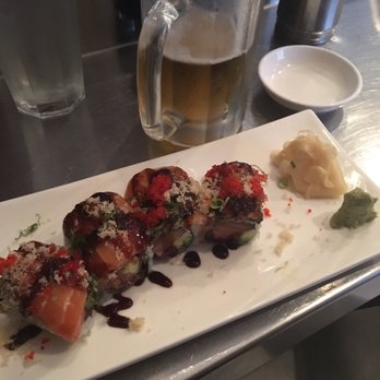 Maguro - Tiger roll very yummy - Sushi Bars Near Me - New York, New York