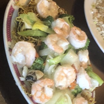 Szechuan Sweet Mango - Shrimp chow mein - Chinese Near Me - Edmonton, Alberta Szechuan Sweet Mango - Shrimp chow mein - Chinese Near Me - Edmonton, Alberta