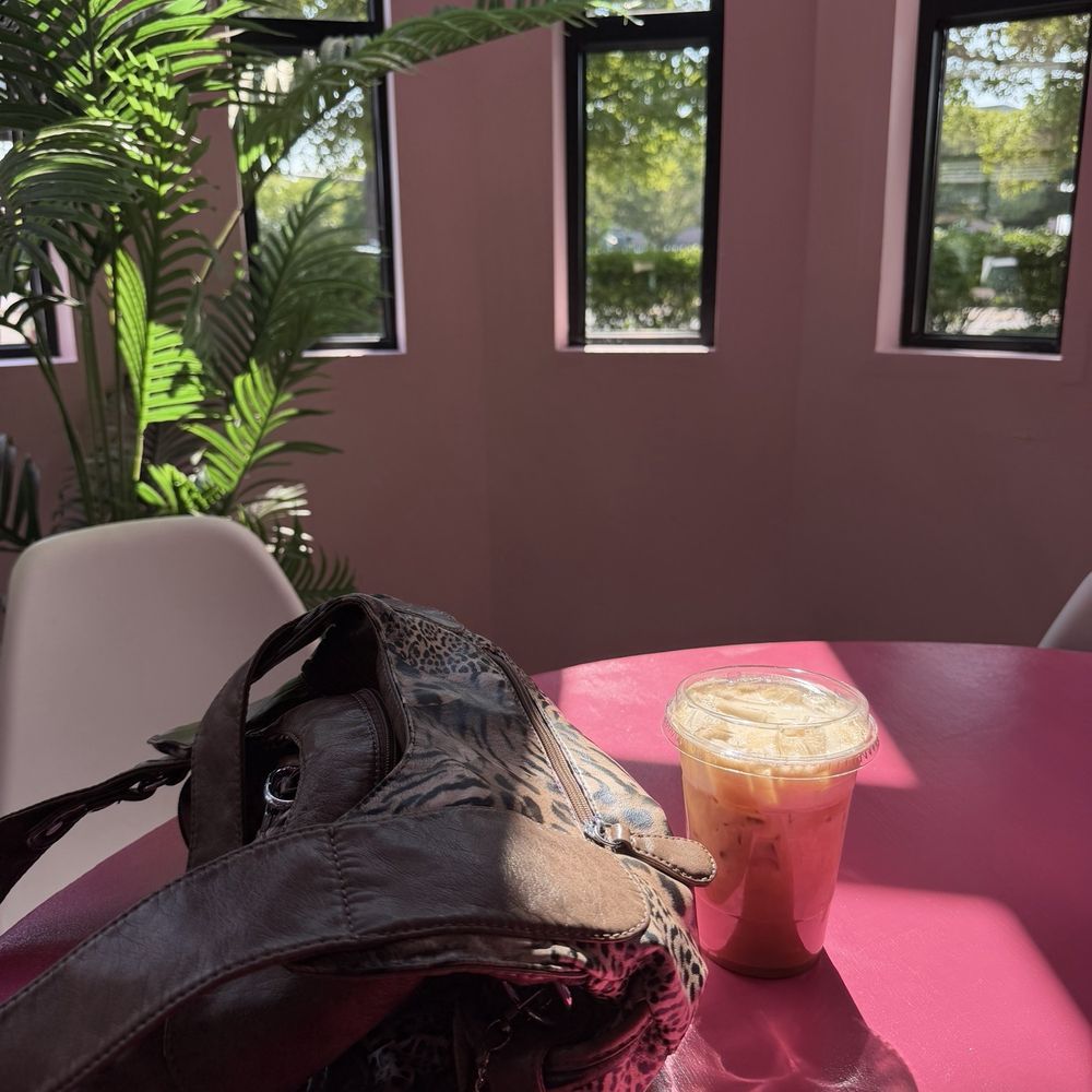 Lula Coffee - Coffee & Tea Near Me - Seattle, Washington
