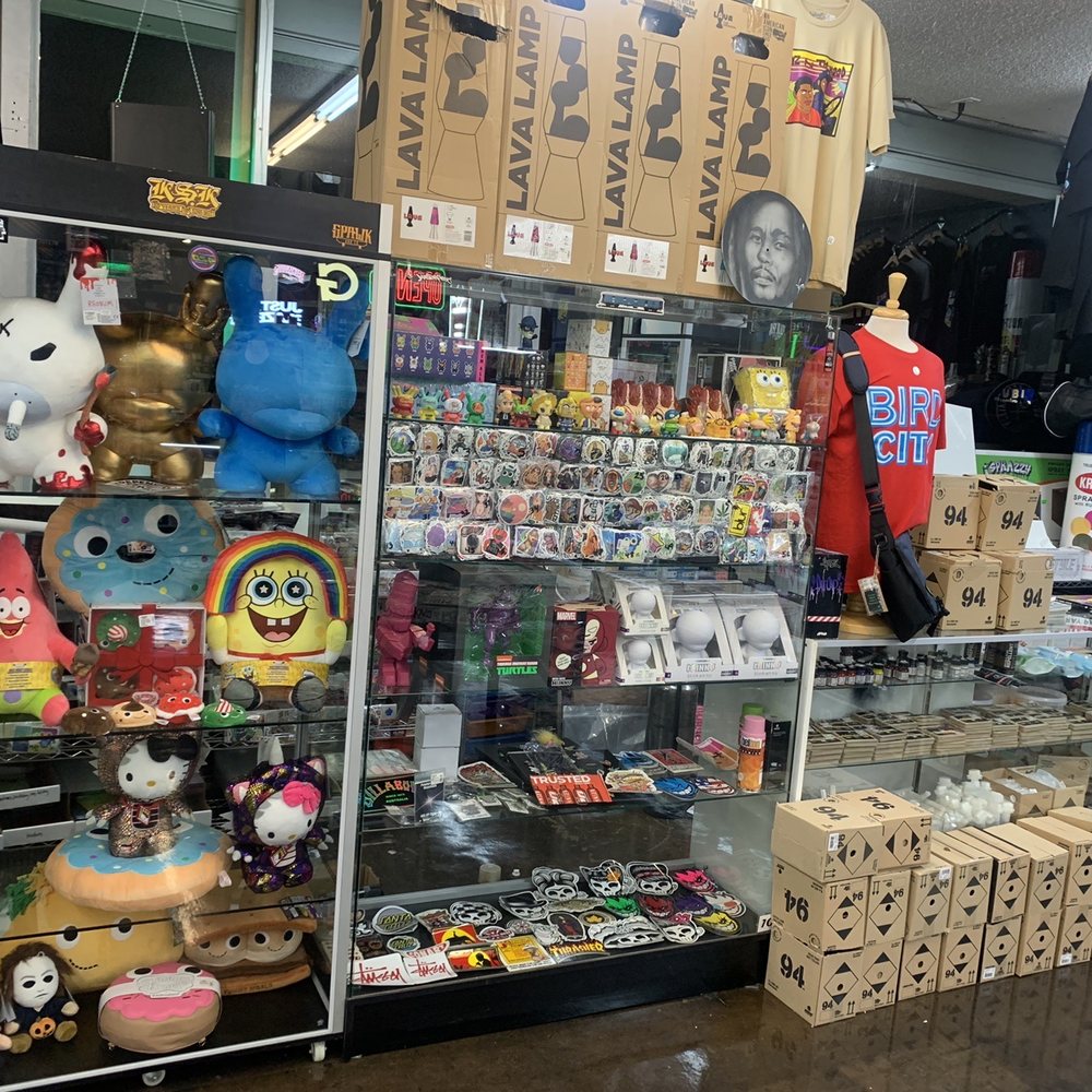 Just Blaze - Figurines etc (lots of Kid Robot stuff). Shows that the buyer for this place has very good taste. - Vape Shops Near Me - Phoenix, Arizona Just Blaze - Figurines etc (lots of Kid Robot stuff). Shows that the buyer for this place has very good taste. - Vape Shops Near Me - Phoenix, Arizona