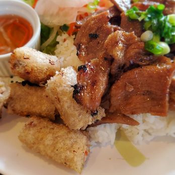 Ha Cafe - Grilled pork and spring rolls on rice - Vietnamese Near Me - Burnaby, British Columbia Ha Cafe - Grilled pork and spring rolls on rice - Vietnamese Near Me - Burnaby, British Columbia