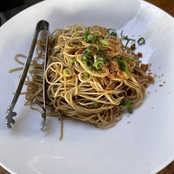 Star Noodle - Garlic Noodles - Asian Fusion Near Me - Lahaina, Hawaii