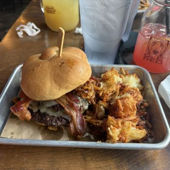 Ole Red - Bacon Jam Burger with Tots - Music Venues Near Me - Gatlinburg, Tennessee Ole Red - Bacon Jam Burger with Tots - Music Venues Near Me - Gatlinburg, Tennessee