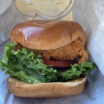 Jollibee - Great chicken sandwich - Fast Food Near Me - Pinellas Park, Florida