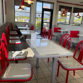 Original Tommy's - Lobby - Burgers Near Me - Henderson, Nevada Original Tommy's - Lobby - Burgers Near Me - Henderson, Nevada