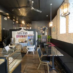 Junebug Cafe - Inside