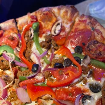 Bubba's 33 - 33 Deluxe pizza - American Near Me - Wesley Chapel, Florida