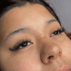 Dream Esthetics - Lash Extensions