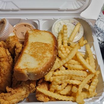 Raising Cane's Chicken Fingers - Fast Food Near Me - Barstow, California