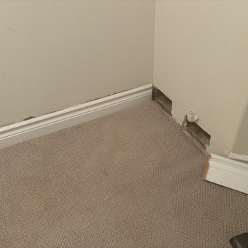 Kauai - Bedroom closet - Damage Restoration Near Me Kauai - Bedroom closet - Damage Restoration Near Me