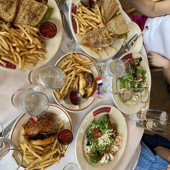 Le Diplomate - Club sandwich, burger, Warm Shrimp Salad - Brasseries Near Me - Washington, DC, District of Columbia