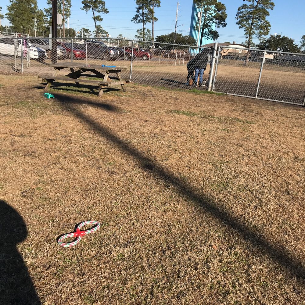 Biloxi Dog Park - Dog Parks Near Me - Biloxi, Mississippi Biloxi Dog Park - Dog Parks Near Me - Biloxi, Mississippi