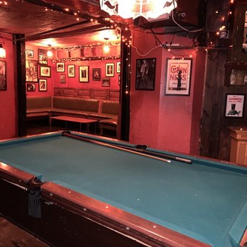 Fiddlesticks Pub - Pool tables - Pubs Near Me - New York, New York Fiddlesticks Pub - Pool tables - Pubs Near Me - New York, New York