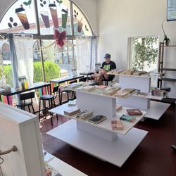 Dym - Books & Boba - Bookstore and indoor seating