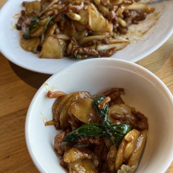 Thumbling - Pork fried rice cake - Shanghainese Near Me - West Covina, California Thumbling - Pork fried rice cake - Shanghainese Near Me - West Covina, California