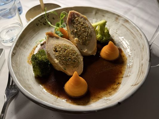 ef16 Restaurant Weinbar by null