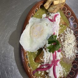 Casa De los Chilaquiles - Chilaquiles rellenos