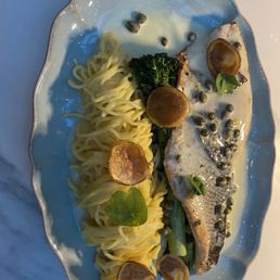 Bronzino piccata Bronzino piccata